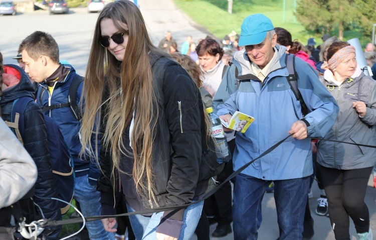 Z Witkowic do Wieprza - 2. dzień drogi do Łagiewnik - 2019