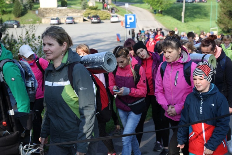 Z Witkowic do Wieprza - 2. dzień drogi do Łagiewnik - 2019