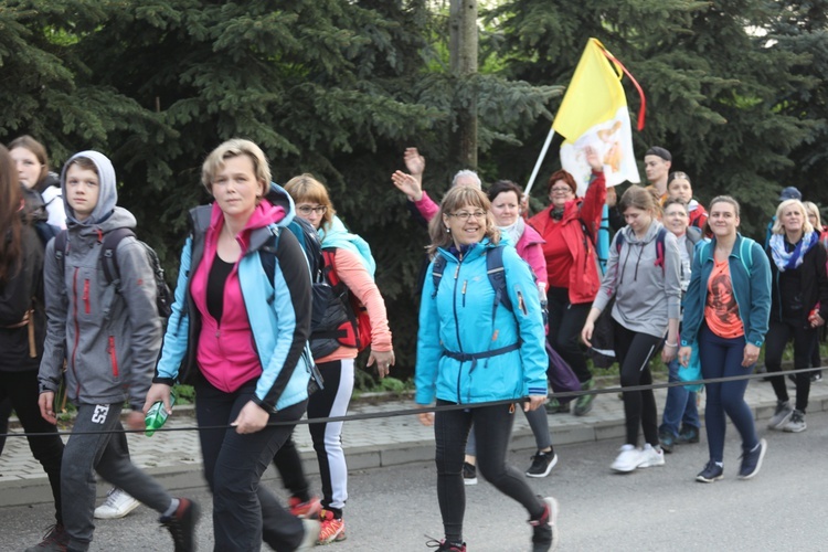 Powitanie grupy bł. ks. Sopoćki w Nidku - 2019