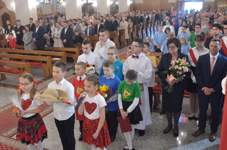 700 lat parafii i posłanie misjonarza