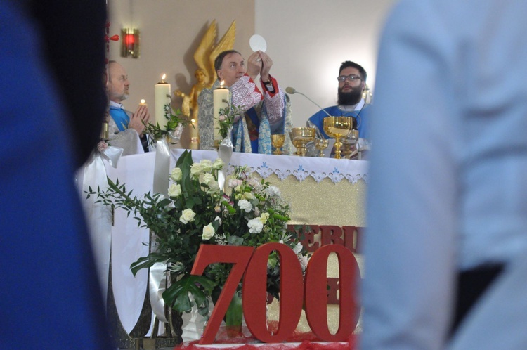 700 lat parafii i posłanie misjonarza