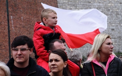 Abp Jędraszewski: Dziękujemy dziś Bogu za dwie matki - Maryję i ojczyznę