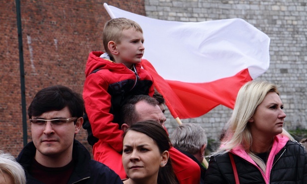 Abp Jędraszewski: Dziękujemy dziś Bogu za dwie matki - Maryję i ojczyznę