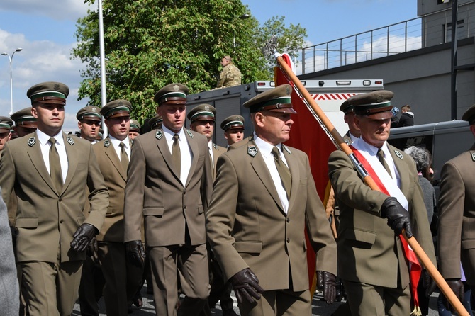 Defilada w święto Konstytucji 3 maja