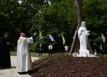 Odsłonięto pomnik Maryi upamiętniający tragedię polskich pielgrzymów z 2002 roku