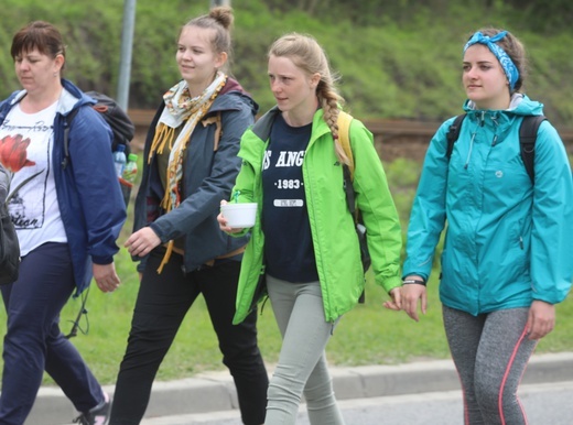 7. pielgrzymka dotarła z Hałcnowa do Łagiewnik - 2019