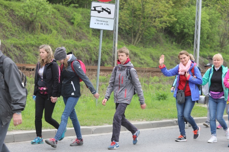 7. pielgrzymka dotarła z Hałcnowa do Łagiewnik - 2019