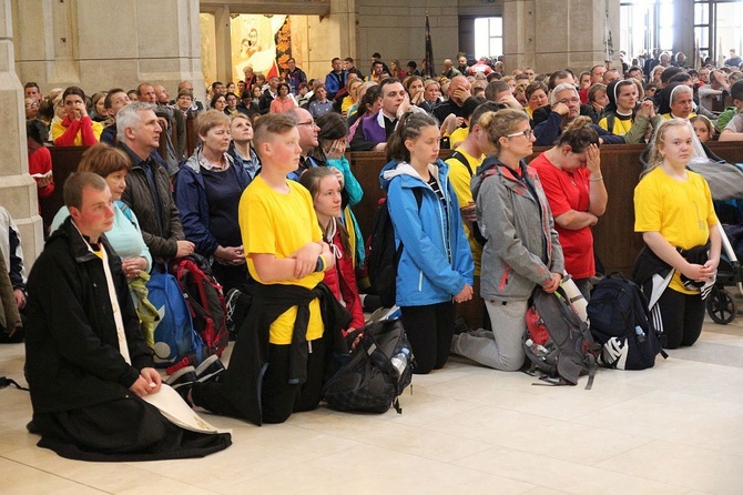 Pielgrzymi łagiewniccy dotarli do Centrum św. Jana Pawła II - 2019