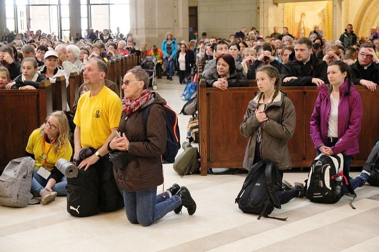 Pielgrzymi łagiewniccy dotarli do Centrum św. Jana Pawła II - 2019