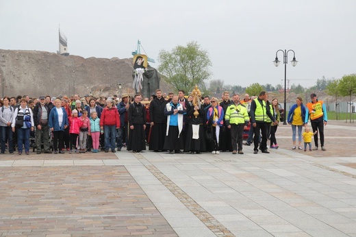 Pielgrzymi łagiewniccy dotarli do Centrum św. Jana Pawła II - 2019