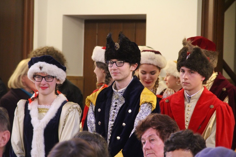 Hołd dla Maryi w Mikołajowicach