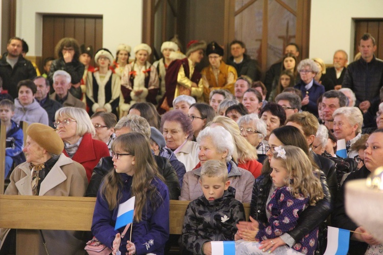 Hołd dla Maryi w Mikołajowicach