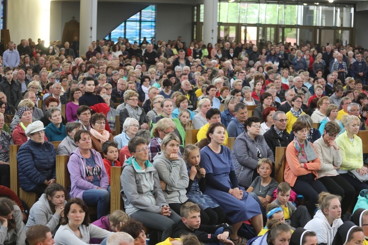 Łagiewniccy pielgrzymi u św. Faustyny i na Mszy św. w bazylice - 2019 