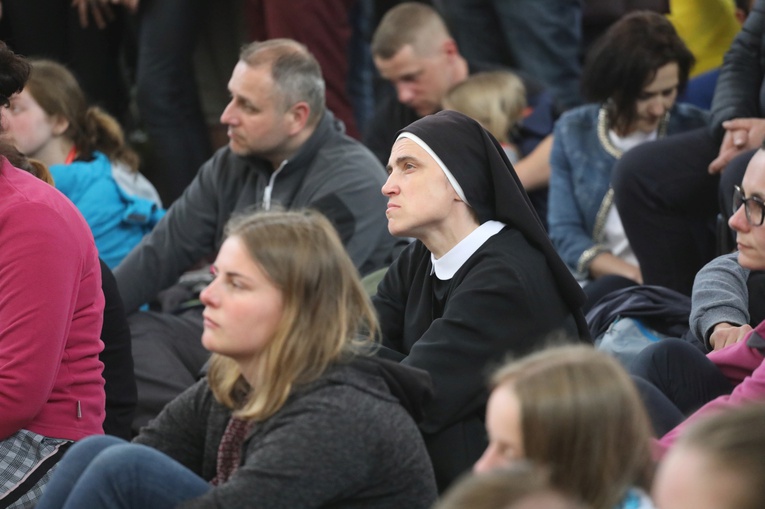 Łagiewniccy pielgrzymi u św. Faustyny i na Mszy św. w bazylice - 2019 