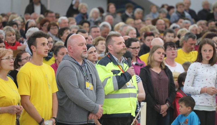 Łagiewniccy pielgrzymi u św. Faustyny i na Mszy św. w bazylice - 2019 