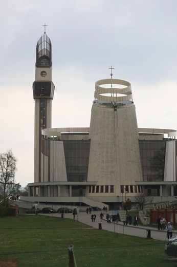 Łagiewniccy pielgrzymi u św. Faustyny i na Mszy św. w bazylice - 2019 