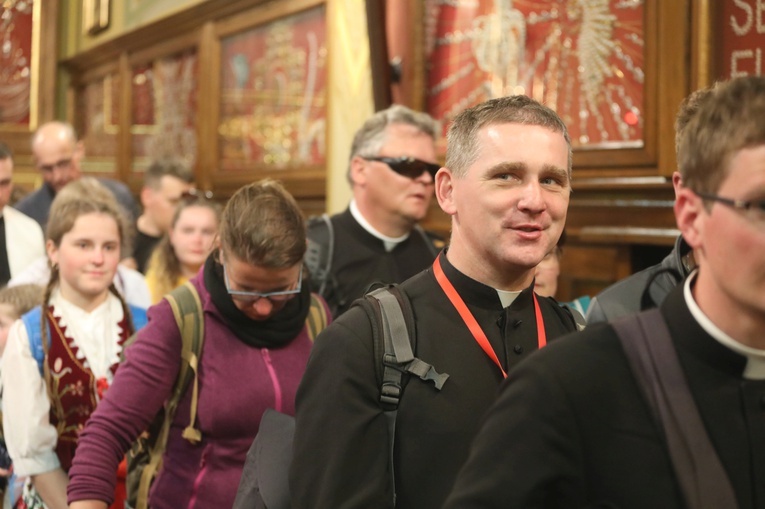 Łagiewniccy pielgrzymi u św. Faustyny i na Mszy św. w bazylice - 2019 