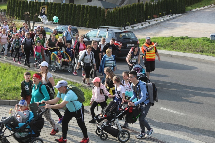 Powitanie 7. pielgrzymki łagiewnickiej w Wysokiej - 2019