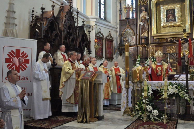 Diecezjalne święto Caritas w Ciężkowicach