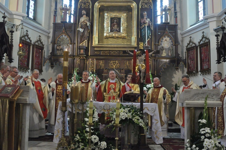 Diecezjalne święto Caritas w Ciężkowicach