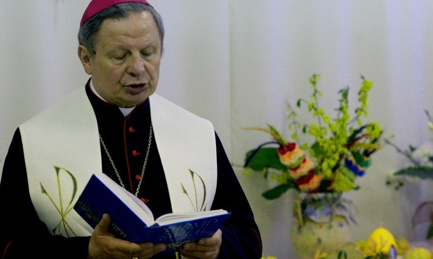 Pasterz Kościoła radomskiego napisał: "Zachęcam, aby ten czas zaowocował naszym odnowionym zapałem do indywidualnego i wspólnotowego pochylania się nad Biblią".
