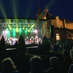 Pielgrzymo-tańce ze Straconką i adoracja z Fausystemem w Wysokiej - 2019