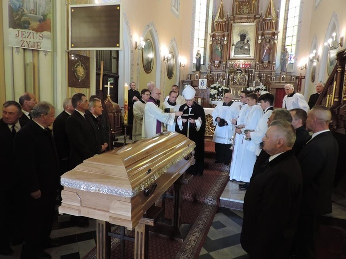 Pogrzeb ks. prał. Stanisława Welenca