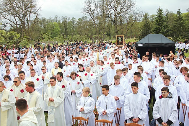 Przybyło blisko tysiąc chłopców z każdego zakątka diecezji.