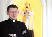 Ksiądz Tomasz Kołodziej pamięta spotkania z alumnami w macierzystej parafii.