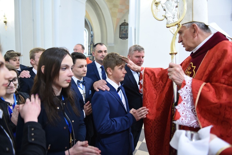 Bierzmowanie w Borzęcinie