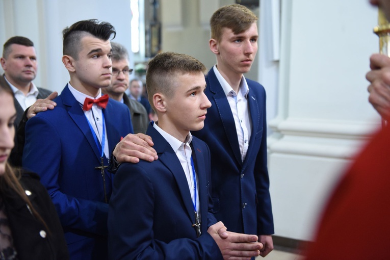 Bierzmowanie w Borzęcinie