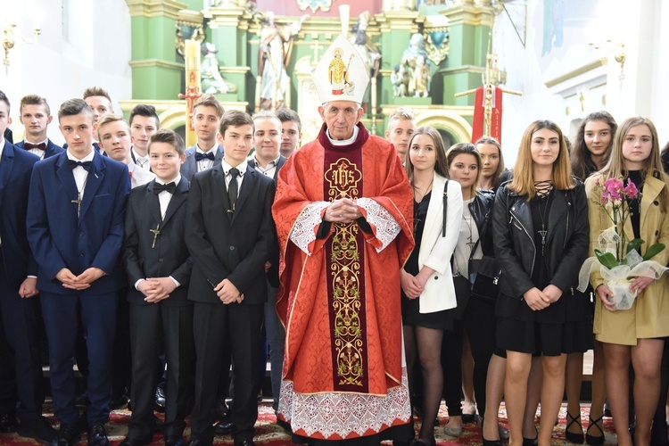 Bierzmowanie w Borzęcinie