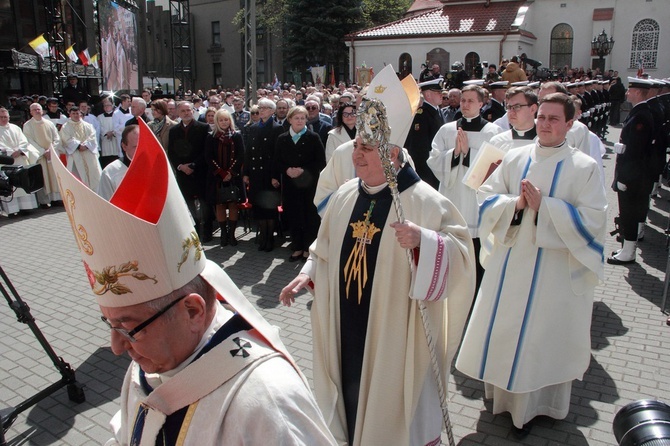 Ogłoszenie kolegiaty NMP Bazyliką Morską cz. 1