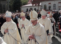 Ogłoszenie kolegiaty NMP Bazyliką Morską cz. 1