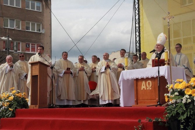 Ogłoszenie kolegiaty NMP Bazyliką Morską cz. 2