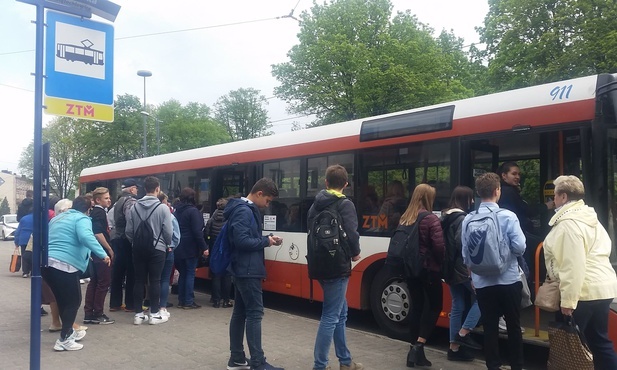 Świętochłowice: wstrzymano ruch tramwajów. Kursuje komunikacja zastępcza