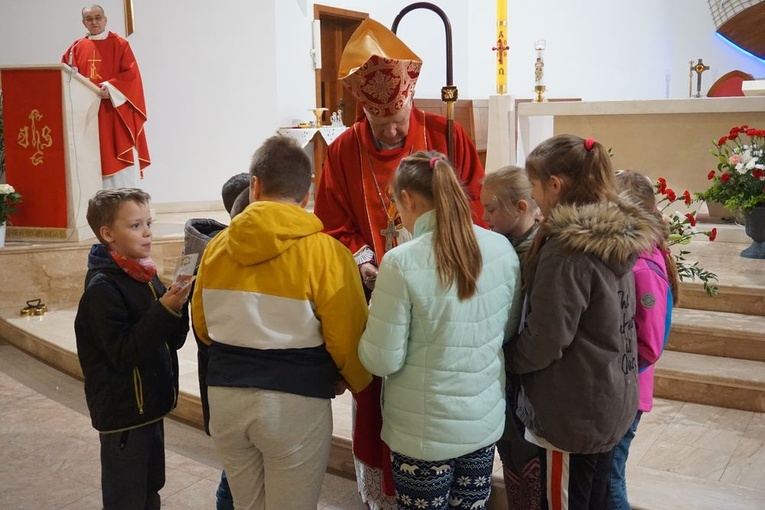 Uroczyste wprowadzenie relikwii św. Wojciecha