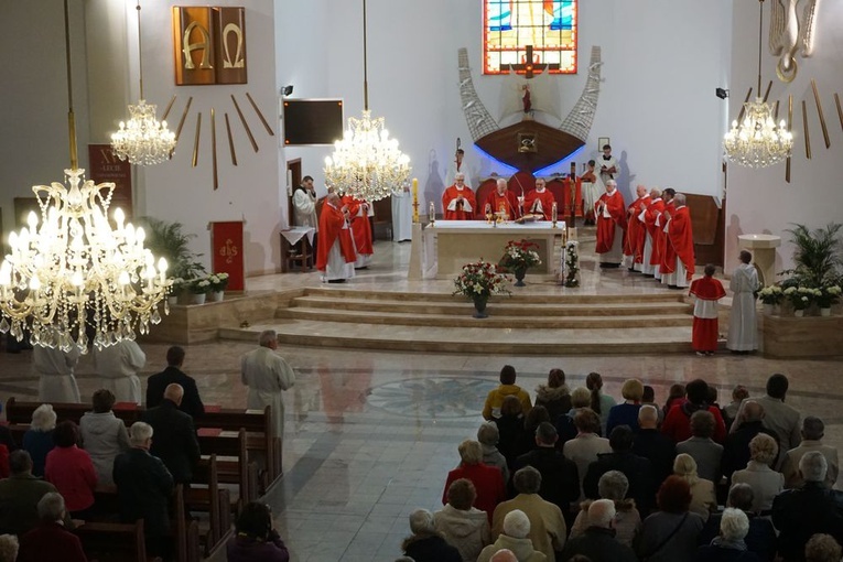 Uroczyste wprowadzenie relikwii św. Wojciecha