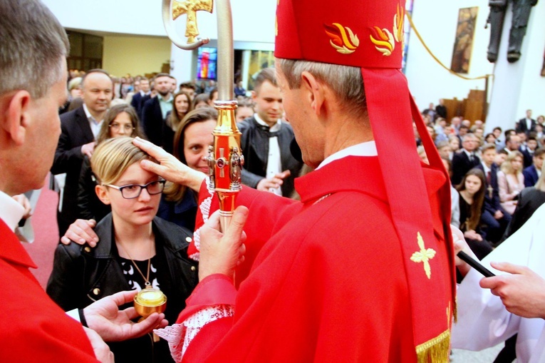 Bierzmowanie w kościele św. Pawła w Bochni