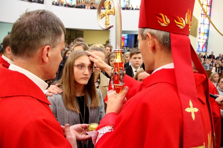 Bierzmowanie w kościele św. Pawła w Bochni