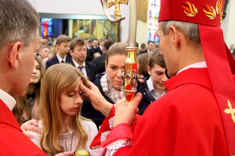 Bierzmowanie w kościele św. Pawła w Bochni