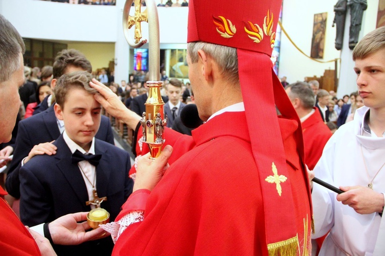 Bierzmowanie w kościele św. Pawła w Bochni