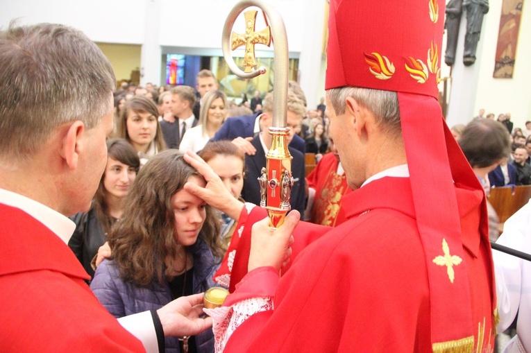 Bierzmowanie w kościele św. Pawła w Bochni