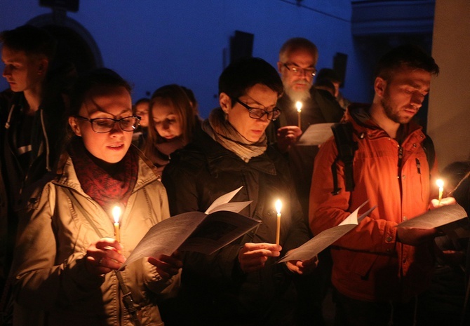 Akatyst ku czci Bogurodzicy u dominikanów