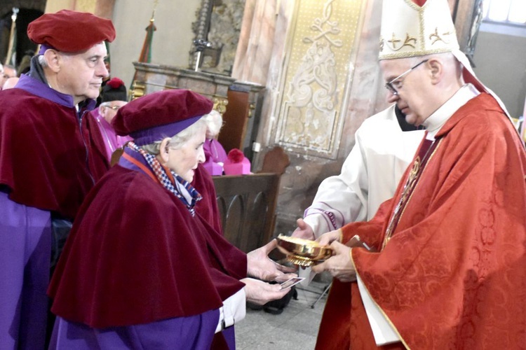 Odpust św. Stanisława, biskupa i męczennika, w diecezji świdnickiej