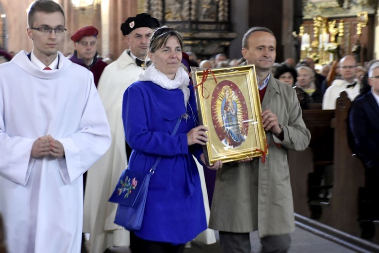Odpust św. Stanisława, biskupa i męczennika, w diecezji świdnickiej