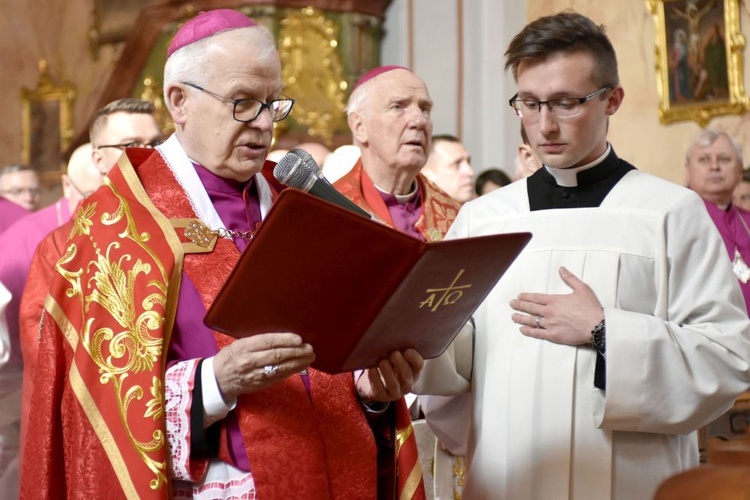 Odpust św. Stanisława, biskupa i męczennika, w diecezji świdnickiej