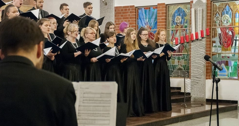 Majowe medyków śpiewanie. Pomorskie tournée Chóru Uniwersytetu Medycznego w Poznaniu