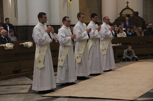 Święcenia prezbiteratu w Katowicach