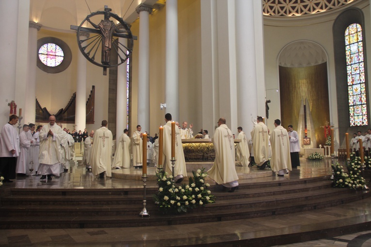 Święcenia prezbiteratu w Katowicach